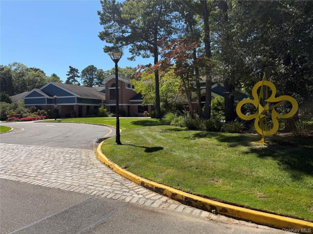 7 Sagaponack Court