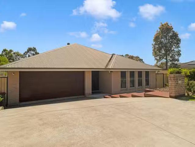 7 Seacres Close, Wadalba, NSW 2259