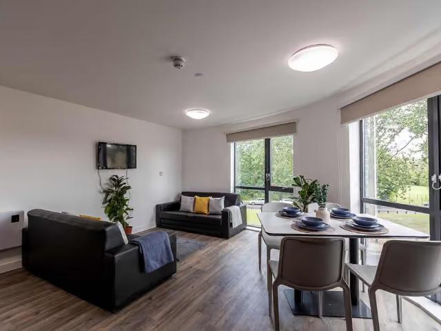 7 Servia Road, Leeds LS7, 1 bed flat to rent, £559 pcm | PrimeLocation