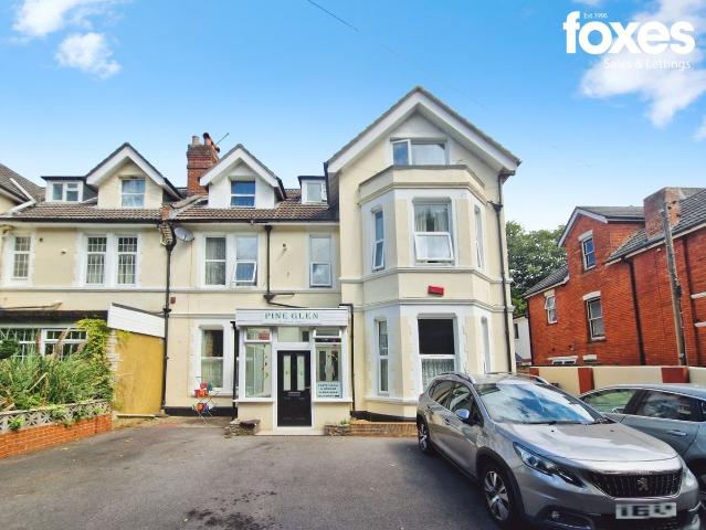7 Spencer Road, Bournemouth, Dorset BH1, 2 bed flat to rent, £1,180 pcm | PrimeLocation