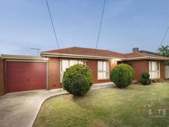 7 Tamar Drive, Deer Park, VIC 3023