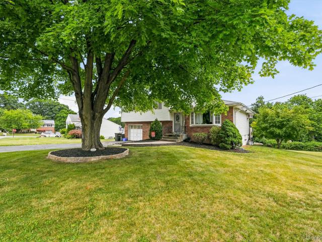 7 Tamarac Lane