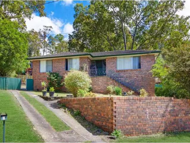 7 Tennyson Place, Watanobbi House for rent Listed by Capital.