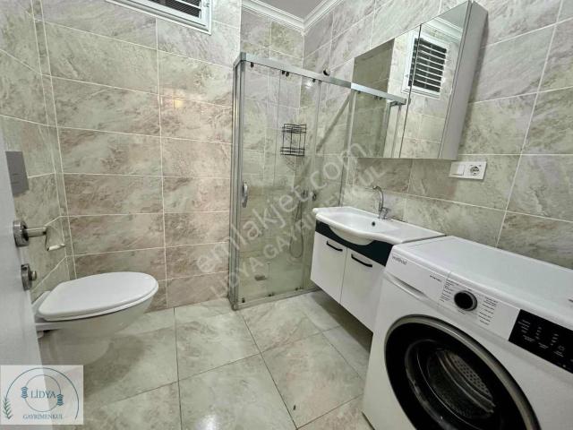 7 Tepe Tower'da Eşyalı Ayrı Mutfaklı Otoparklı 2+1 Kiralık Daire
