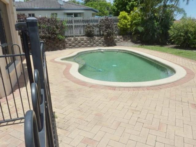 7 Trentham CourtParkwood QLD 4214, Australia