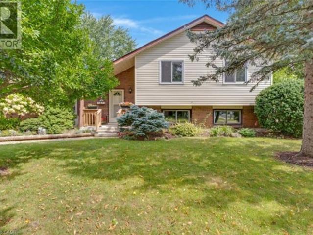 7 Underhill Crescent, Kitchener, ON, N2A 2S7 house for sale | Listing ID 40859 | Royal LePage