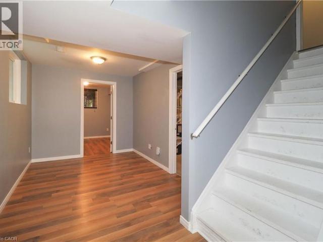 7 UPPER MERCER Street Unit# J37, Kitchener, Ontario, N2A0B7