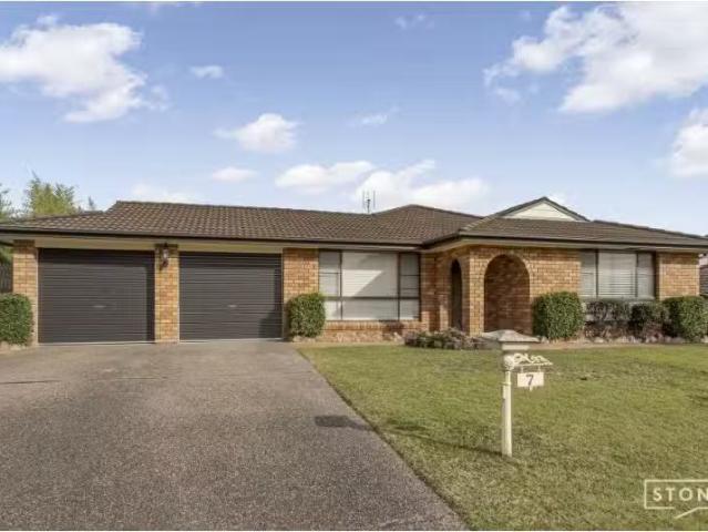 7 Valley Drive, Tenambit House for rent Listed by Mellisa Ste.