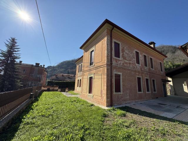 7 vani 350mq