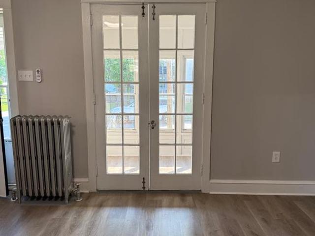 7 W Cooke Avenue