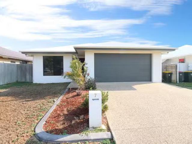 7 Wave Court, Kelso, QLD 4815