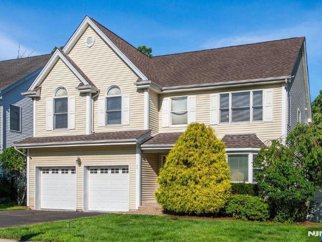 7 Wayne Court