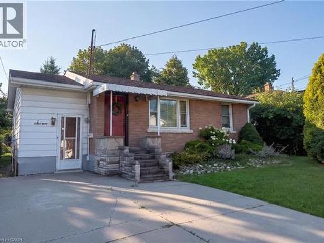 7 West 1St Street, Hamilton, ON, L9C 3B5 house for sale | Listing ID 40852 | Royal LePage