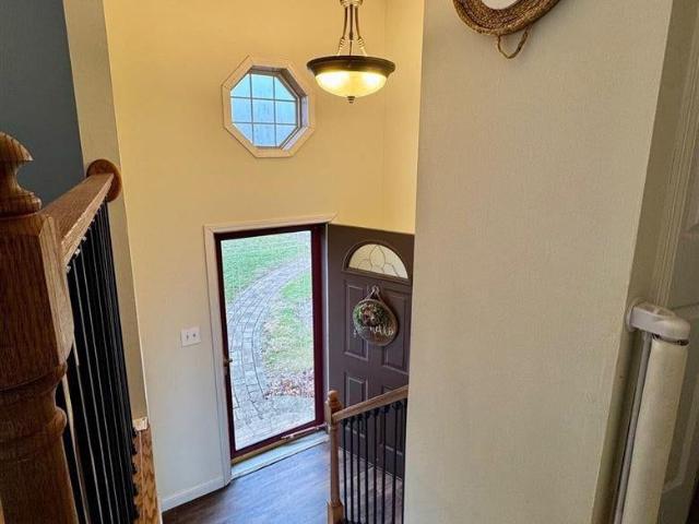 7 Willow Ln, Marshall, IL
