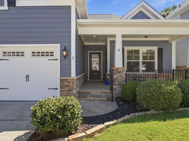 7 Wiscasset Way