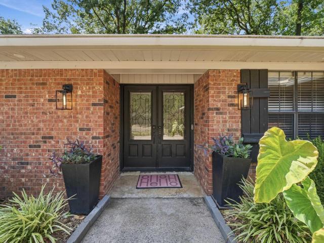 7 woodbridge drive