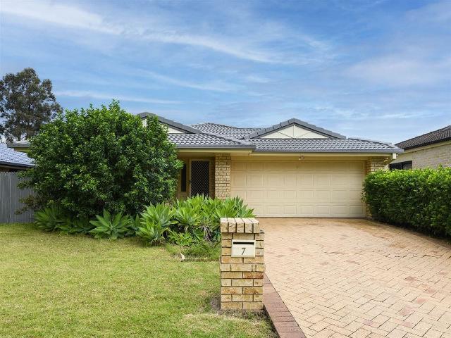7 Woodland Close, Bracken Ridge, QLD 4017