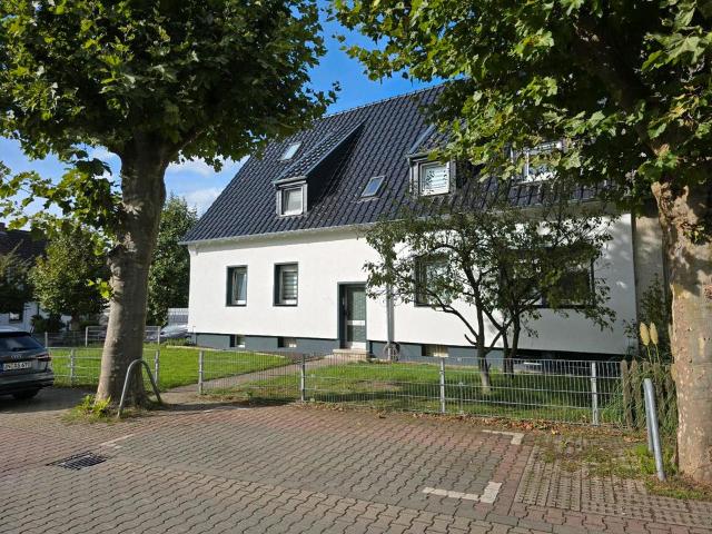 7 Zi. EG Wohnung 100 m² m. Garten in Bönen