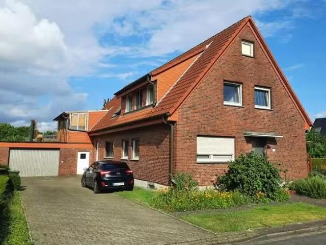 7 Zimmer 135 m² 950 € Kaltmiete Wohnungen in Werne
