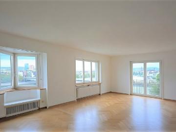 7 Zimmer, 197 m², 1. Stock