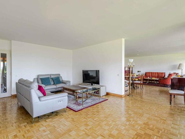 7 Zimmer, 225 m², 8. Stock
