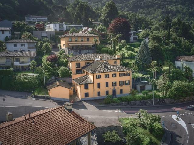 7 Zimmer, 240 m²