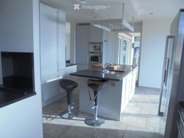 7 Zimmer, 243 m²