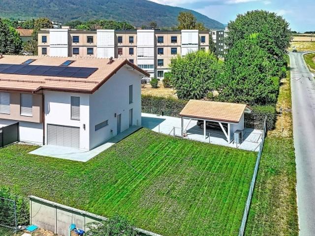 7 Zimmer Doppelvilla mit Garten
