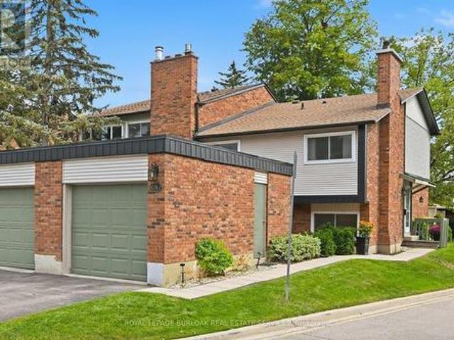 7 1576 Kerns Road, Burlington, ON, L7P 3A7 townhouse for sale | Listing ID W13812 | Royal LePage