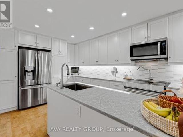 106 Stratas Court N, Ottawa, ON, K2L 3K4 townhouse for sale | Listing ID X13166 | Royal LePage