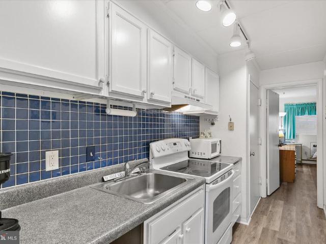 7 127Th Street # 403N