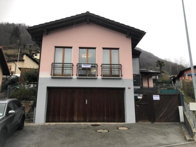 7 1/2 Zimmer Einfamilienhaus mit Schwimmbad / 7 1/2 Zimmer Einfamilienhaus mit Schwimmbad