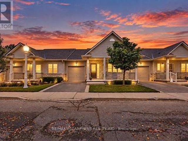 7 34 Southbrook Drive, Hamilton, ON, L0R 1C0 townhouse for sale | Listing ID X13862 | Royal LePage