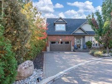 7 31 Book Road, Grimsby, ON, L3M 2M3 house for sale | Listing ID X13082 | Royal LePage