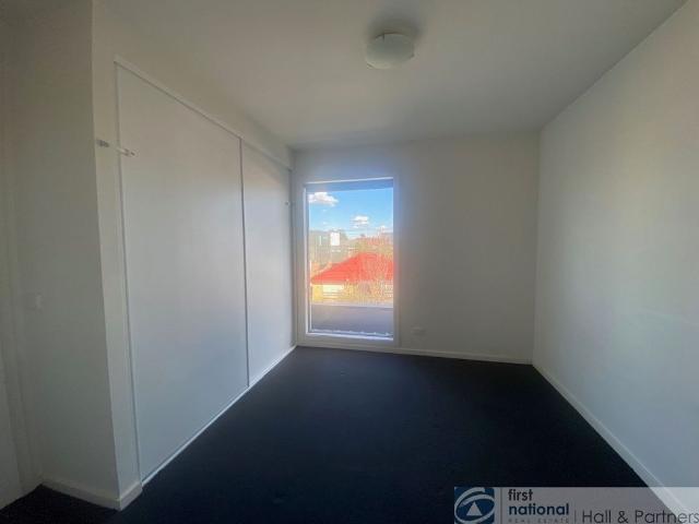 7 / 3 Virginia Street, Springvale