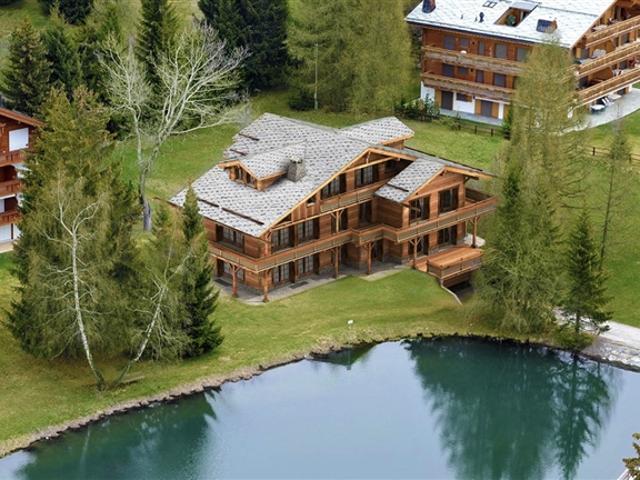 7.5 Zimmer Triplex Chalet Flora in Crans Montana