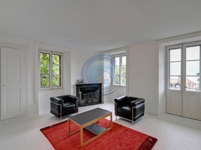7.5 Zimmer, 158 m², 1. Stock