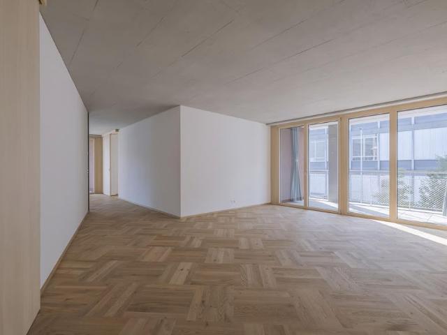 7.5 Zimmer, 184 m², 4. Stock