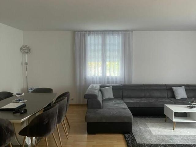 7.5 Zimmer, 136 m², 2. Stock