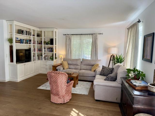 7.5 Zimmer, 360 m²