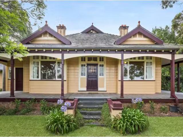 7 9 Hawthorn St, Tarrawanna House for rent Listed by Jordan B.