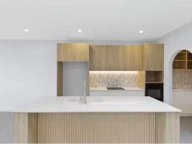7a Yeramba Road, Summerland Point House for rent Listed by Mi.