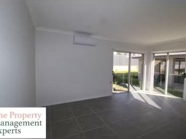 7A Bellaroi Parade, Gilead Apartment for rent Listed by Britn.