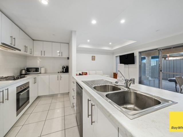7B APARA WAY NOLLAMARA, WA 6065 PRESENTING ALL OFFERS