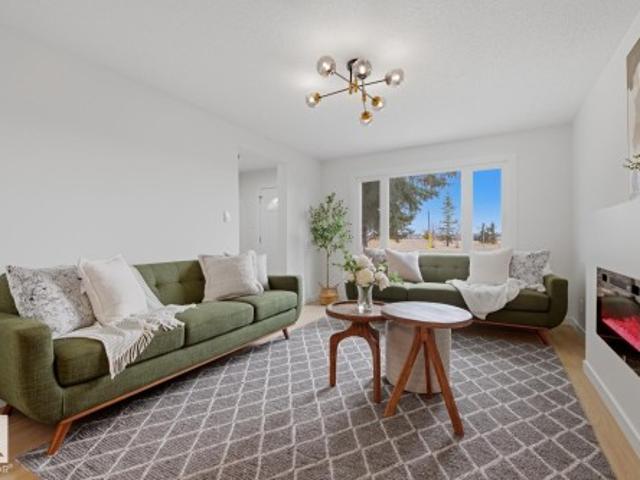 7D Callingwood Court Nw, Edmonton, AB, T5T 0H5 townhouse for sale | Listing ID E4505 | Royal LePage