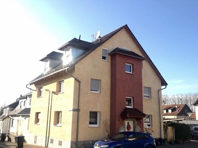 7km’ s to Panzer Apartment in Sindelfingen