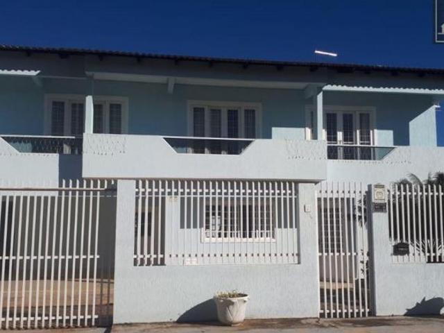 7qts sendo 2suites, casa dentro de condominio, aceita permuta, 61 99463 5151