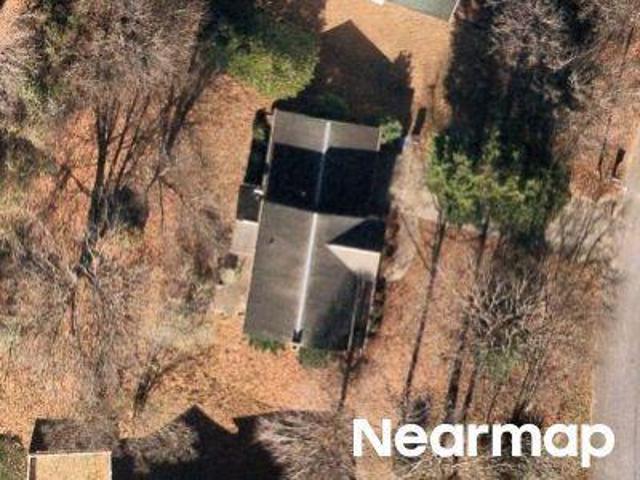 7th Street Ln SE