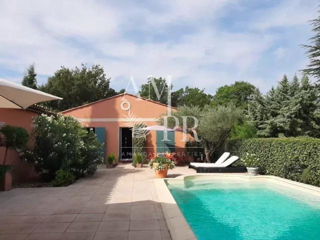 83 Tourtour Domaine Privé Propriété 2 Maisons avec Jardin et Piscine