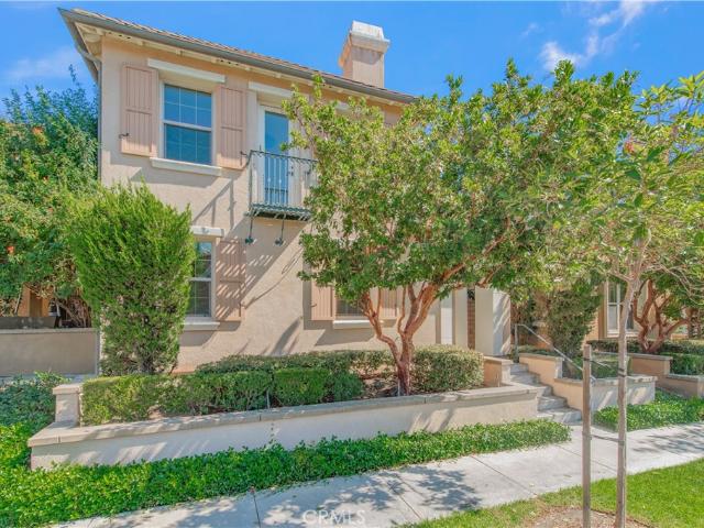 83 Twin Gables